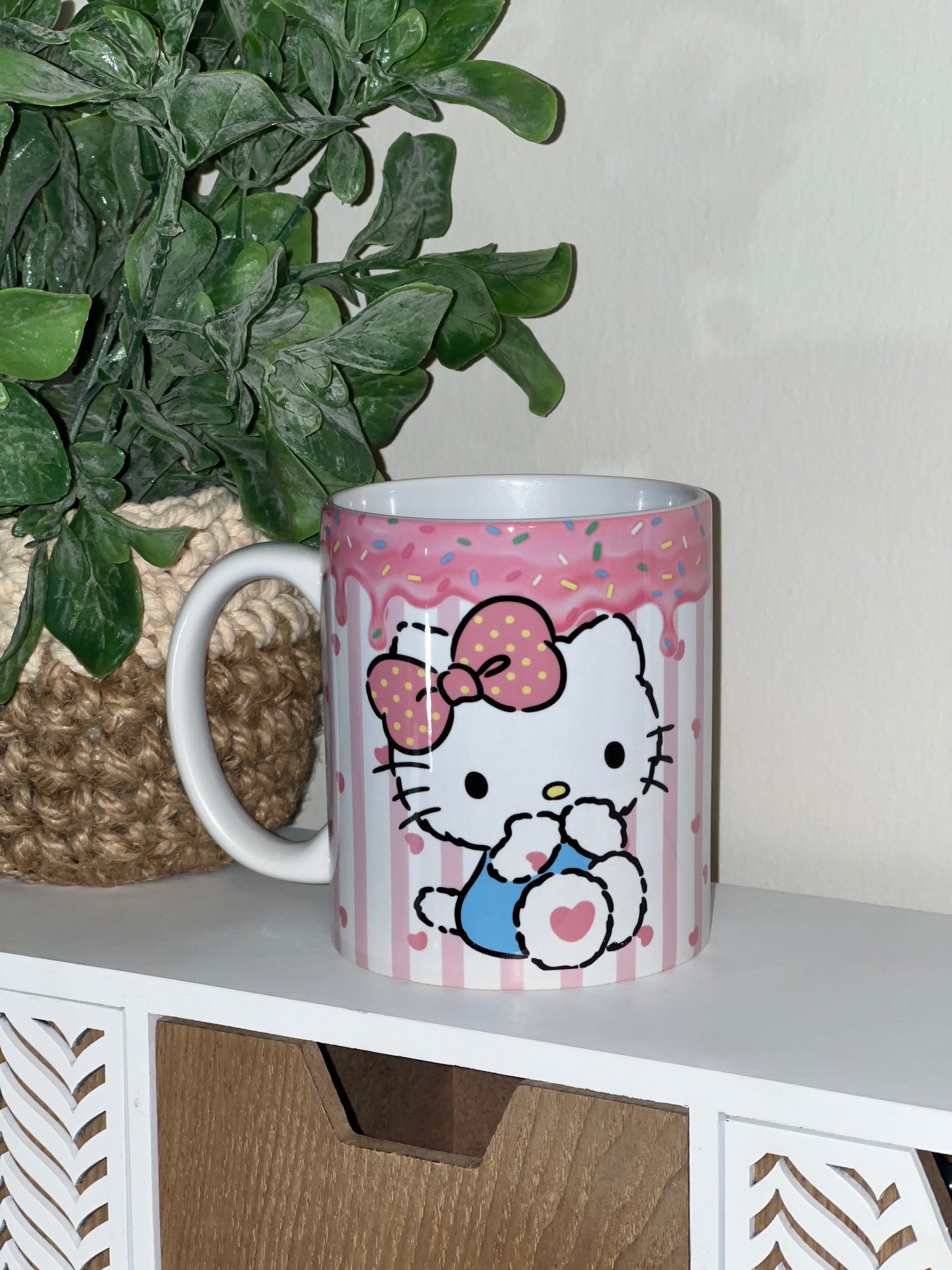 Frosting Kitty Mug 12oz